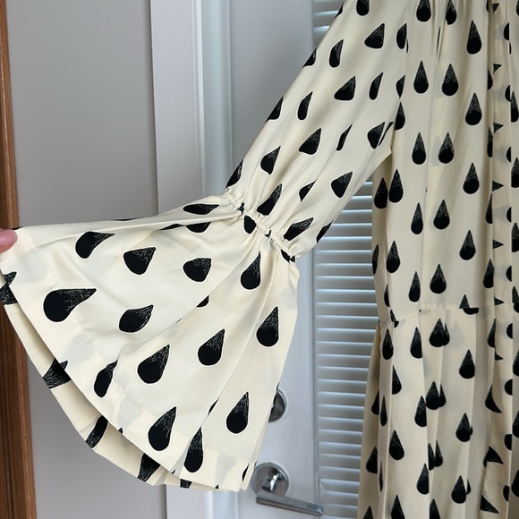 Dress (asymmetric) - Picture 5 of 14